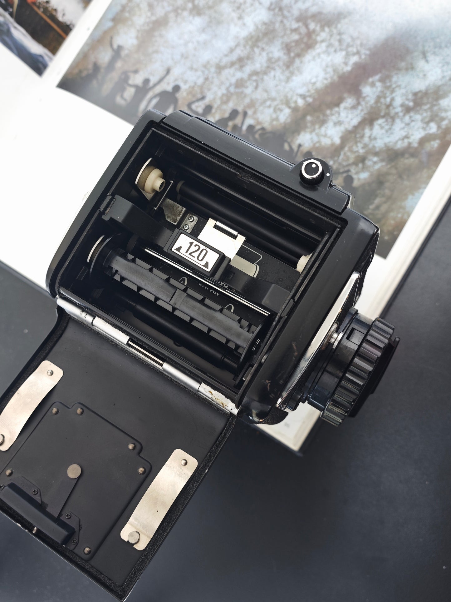 Mamiya M645 with Mamiya-Sekor C 80mm F2.8