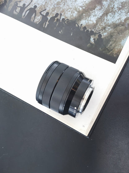 Sony E 10-18mm F4 OSS [SEL1018]