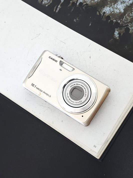 Used Casio EXILIM EX-Z270 Digital Camera