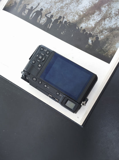 Used Panasonic Lumix DMC-GX7 Mark II body Digital Camera [No charger]