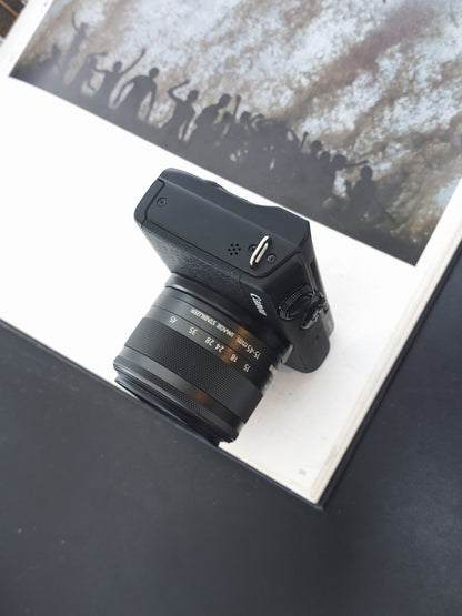 Used Canon EOS M200 with EF-M 15-45mm F3.5-6.3 IS STM