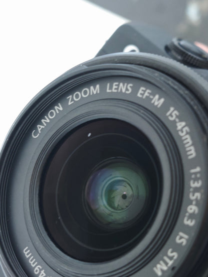 Used Canon EOS M200 with EF-M 15-45mm F3.5-6.3 IS STM