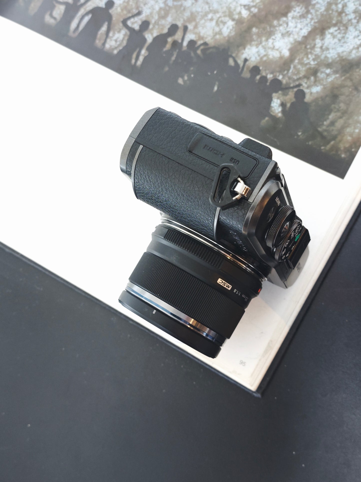 Used Olympus PEN E-PL10 black with M.Zukio Digital 25mm F1.8 Digital Camera