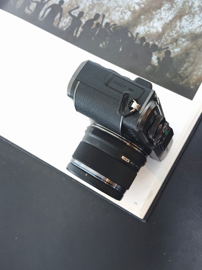 Used Olympus PEN E-PL10 black with M.Zukio Digital 25mm F1.8 Digital Camera