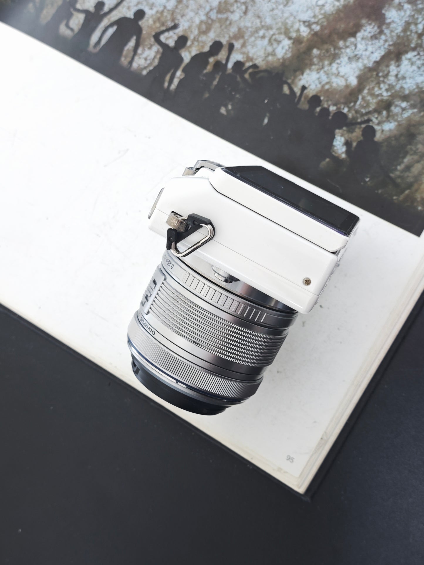 Used Olympus PEN Lite E-PL3 with M.Zuiko Digital 14-42mm F3.5-5.6 [No charger]