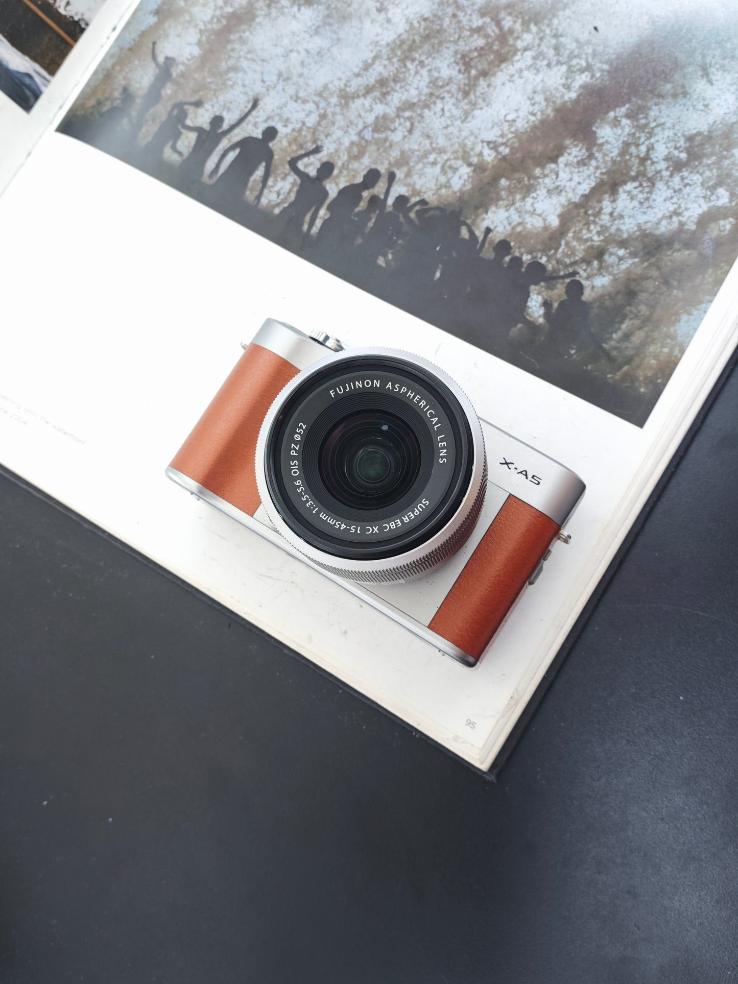 Used Fujifilm X-A5 with Fujinon Aspherical Lens Super EBC XC 15-45mm F3.5-5.6 OIS PZ [No charger]