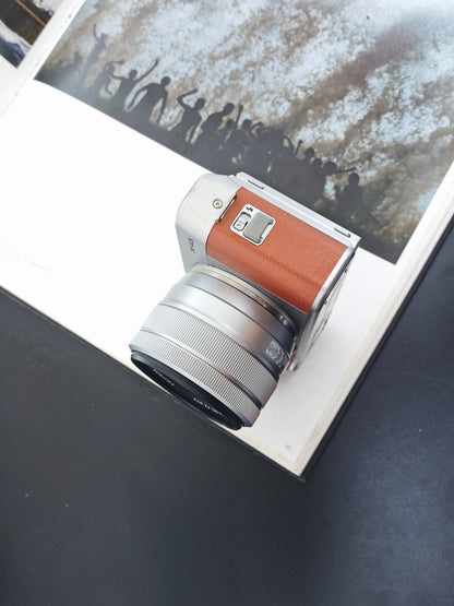 Used Fujifilm X-A5 with Fujinon Aspherical Lens Super EBC XC 15-45mm F3.5-5.6 OIS PZ [No charger]