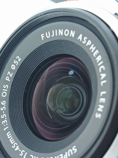 Used Fujifilm X-A5 with Fujinon Aspherical Lens Super EBC XC 15-45mm F3.5-5.6 OIS PZ [No charger]