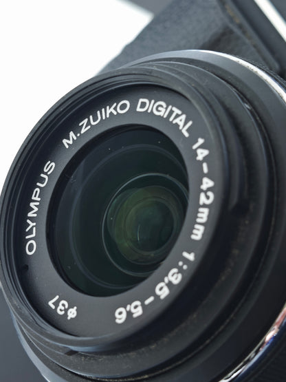 Used Olympus PEN E-P3 with M.Zuiko Digital 14-42mm F3.5-5.6 II R MSC [No charger]