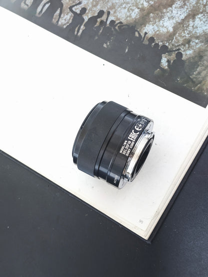 Sony E 35mm F1.8 OSS [SEL35F18]