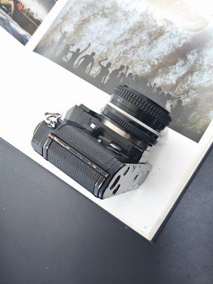 Nikon F2 black with Nikkor 20mm F4 Ai
