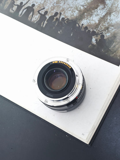 Canon Compact-Macro Lens EF 50m F2.5