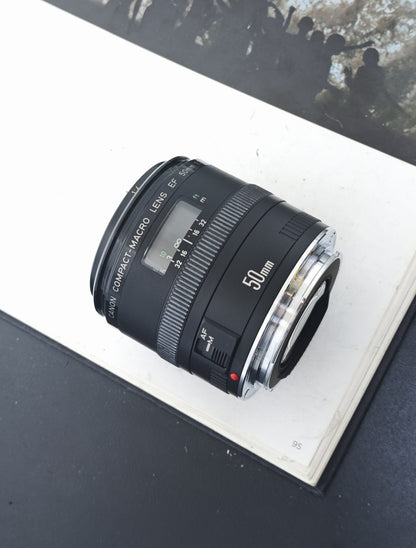 Canon Compact-Macro Lens EF 50m F2.5