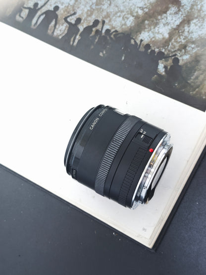 Canon Compact-Macro Lens EF 50m F2.5