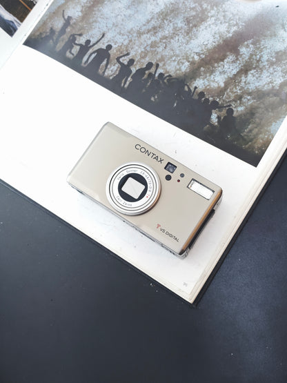 Used Contax TVS Digital Camera [No charger]