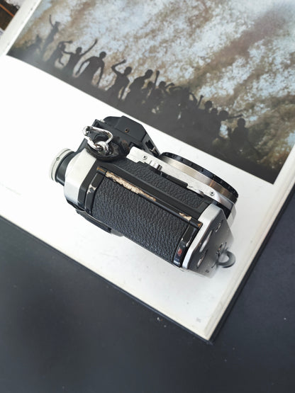 Nikon F2 silver body #7361626
