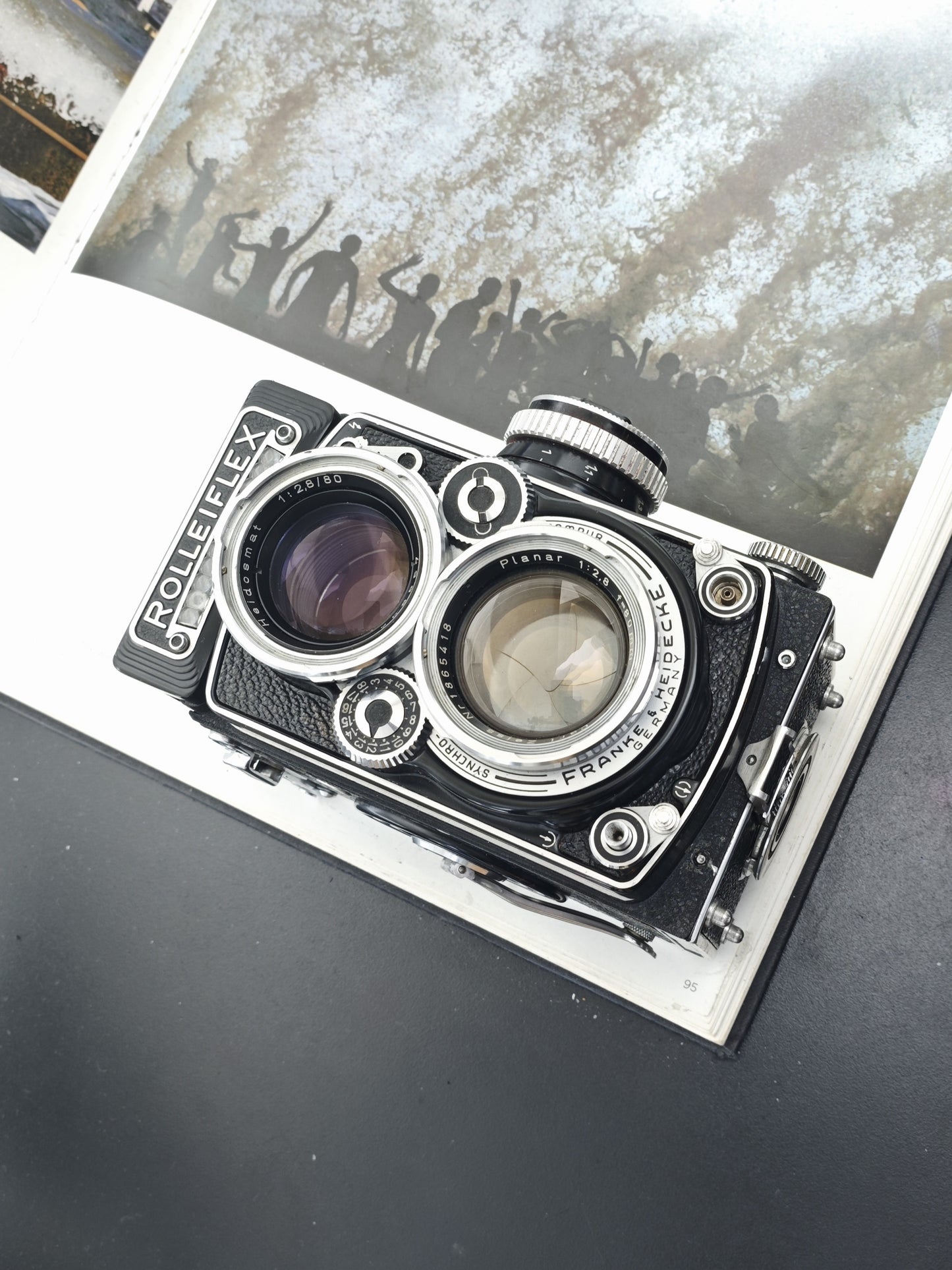 *READ* Rolleiflex 2.8E (Carl Zeiss Planar 80mm f/2.8)
