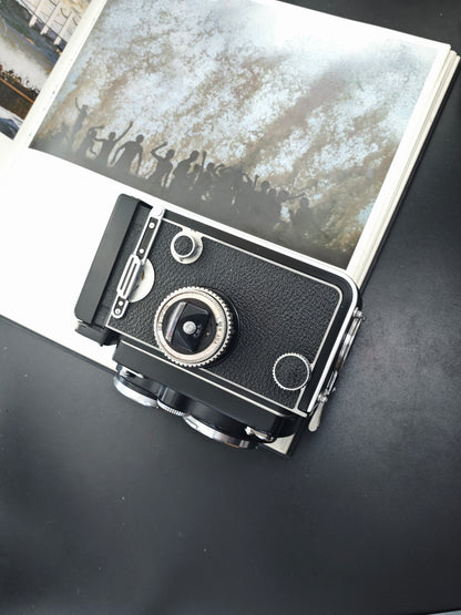 *READ* Rolleiflex 2.8E (Carl Zeiss Planar 80mm f/2.8)