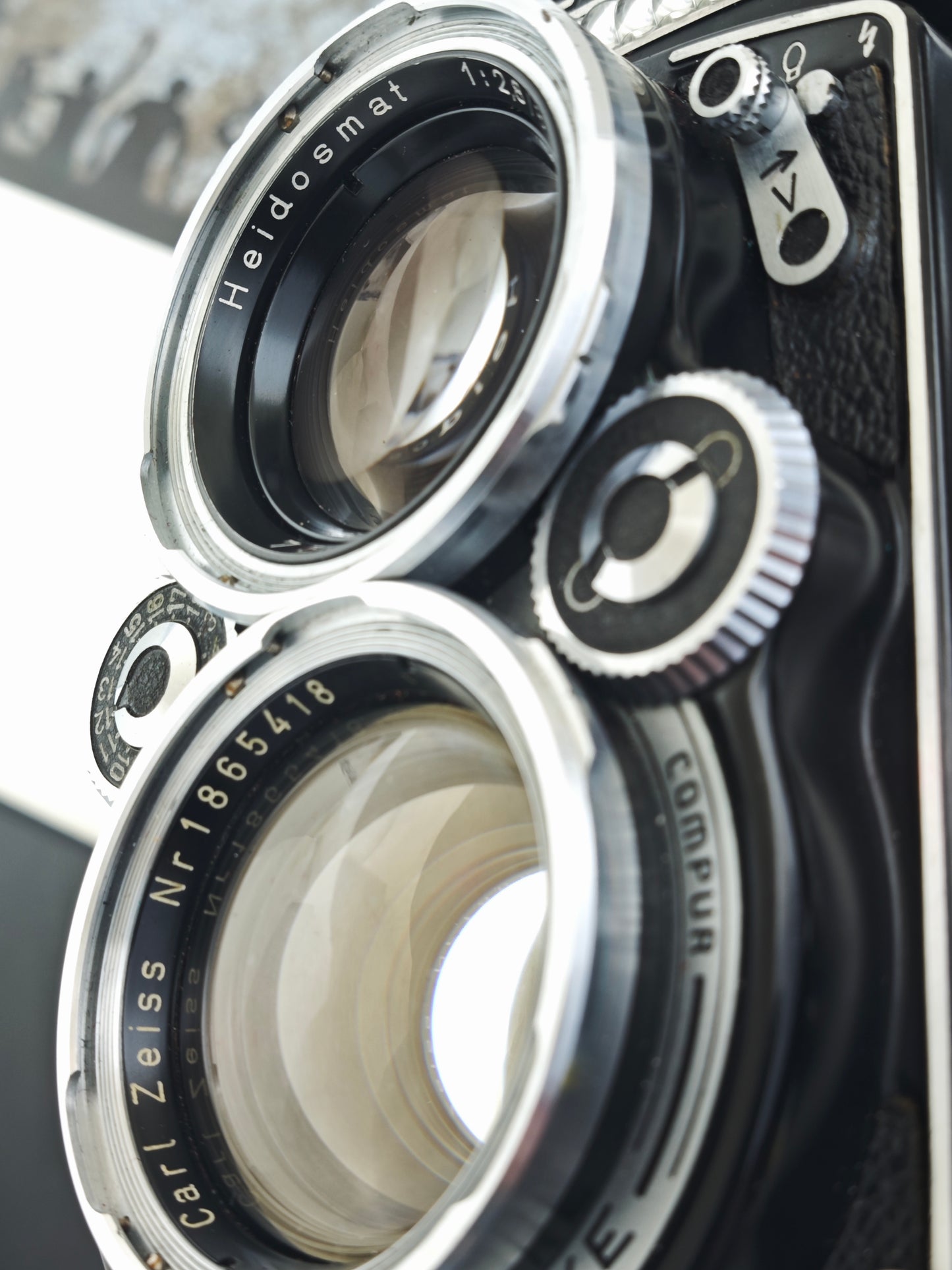 *READ* Rolleiflex 2.8E (Carl Zeiss Planar 80mm f/2.8)