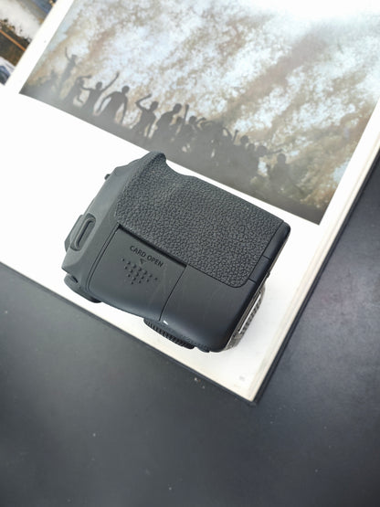 Used Canon EOS 6D body Digital Camera [No charger]