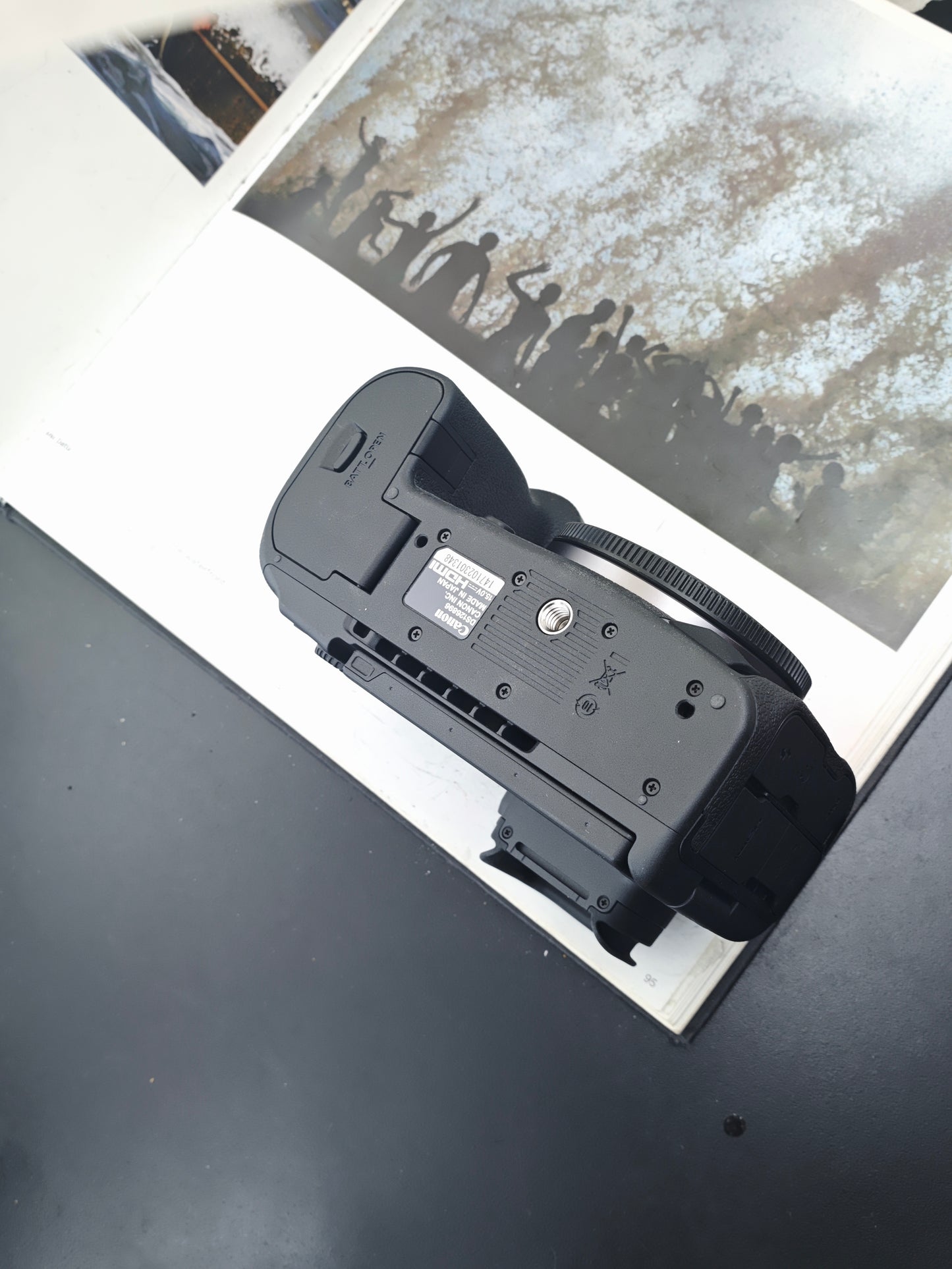 Used Canon EOS R5 mark II Digital Camera [with box]