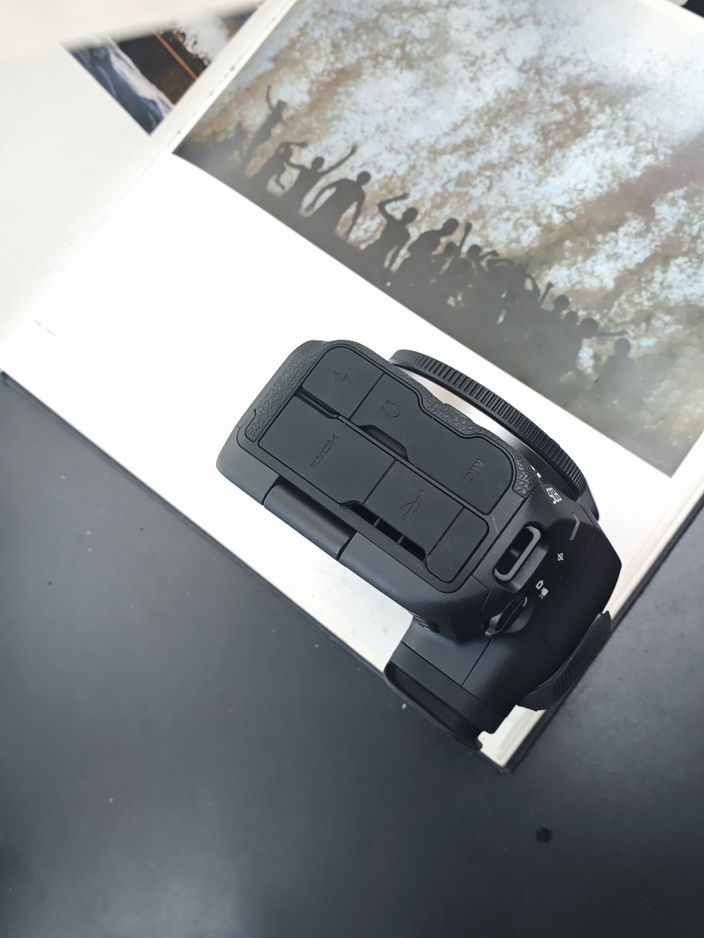 Used Canon EOS R5 mark II Digital Camera [with box]