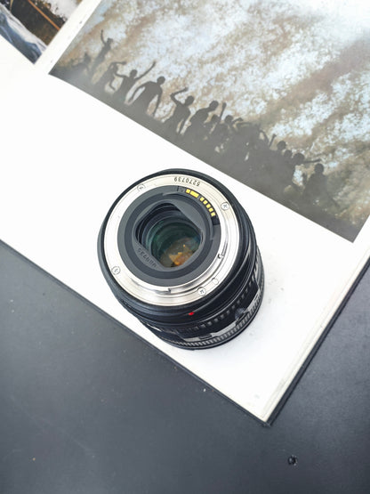 Canon Zoom Lens EF 24-105mm F4 L IS USM #5270739