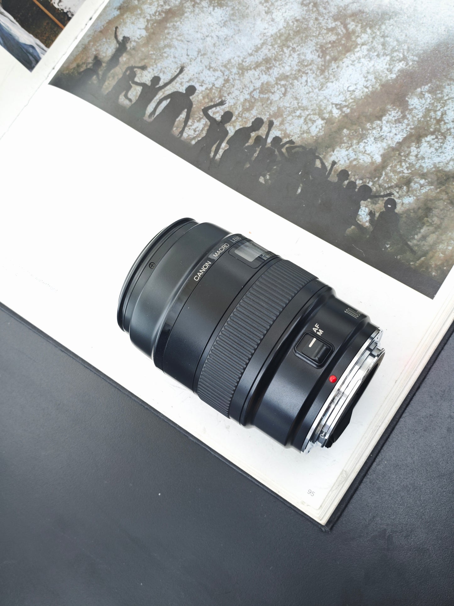 Canon Macro Lens EF 100mm F2.8