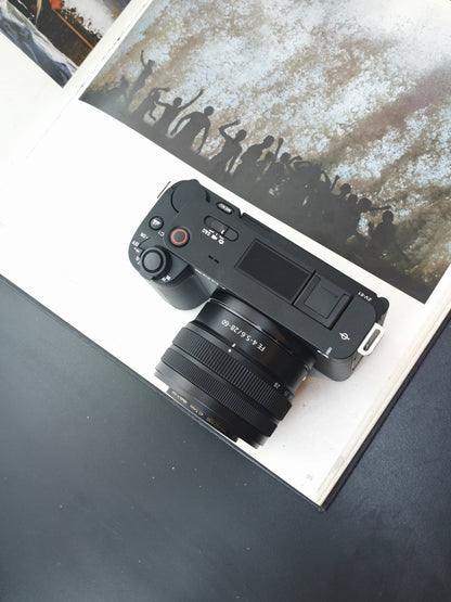 Used Sony ZV-E1 with EF 28-60mm F4-5.6 Digital Camera [JPN only, No charger]