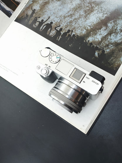 Used Sony α6400 silver with E 16-50mm F3.5-5.6 OSS and E 55-210mm F4.5-6.3 OSS [JPN only]