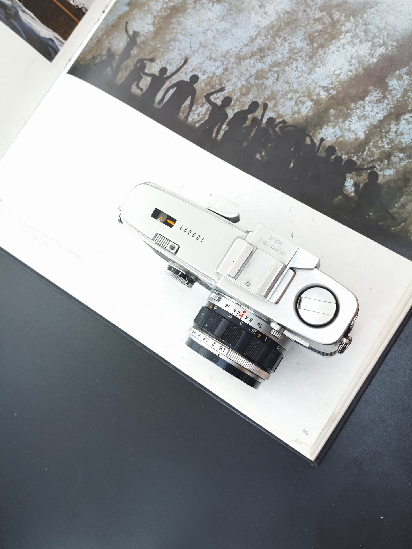 [Sold As-Is] Olympus-Pen FV with Olympus F.Zuiko Auto-S 38mm F1.8