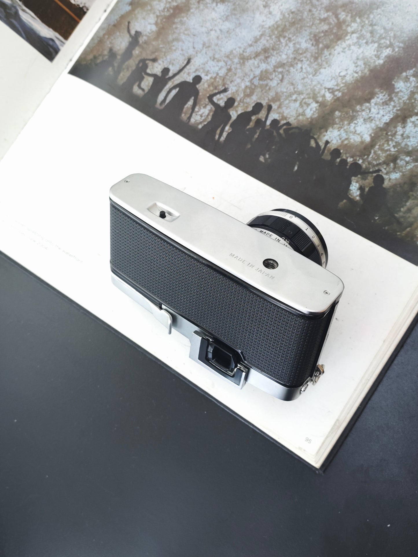 [Sold As-Is] Olympus-Pen FV with Olympus F.Zuiko Auto-S 38mm F1.8