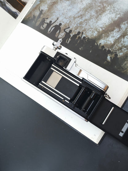 [Sold As-Is] Olympus-Pen FV with Olympus F.Zuiko Auto-S 38mm F1.8