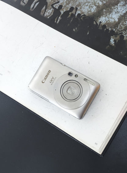 Used Canon IXY Digital 210 IS Digital Camera [No charger]