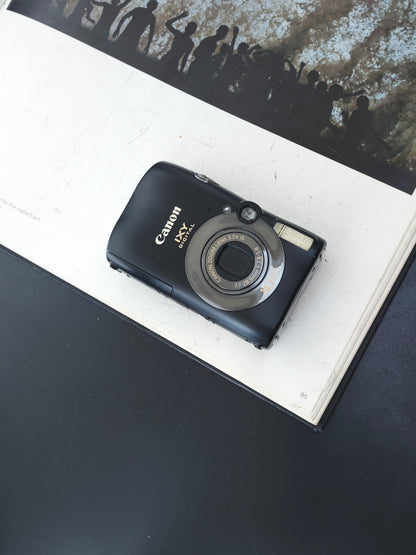 Used Canon IXY Digital 3000 IS black Digital Camera [No charger]