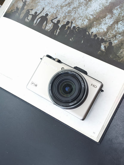 Used Olympus XZ-1 silver Digital Camera