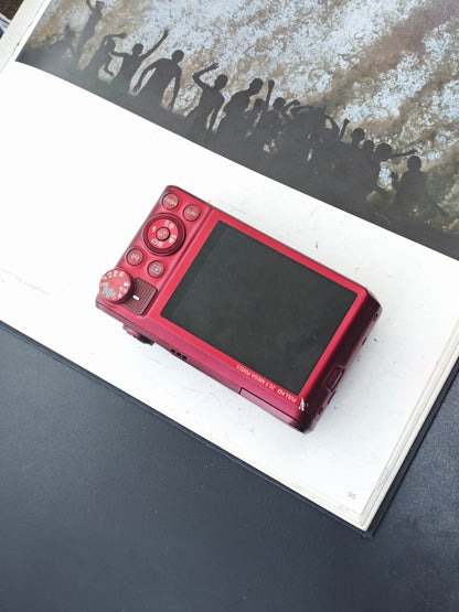 Used Canon PowerShot SX720 HS red Digital Camera [No charger]