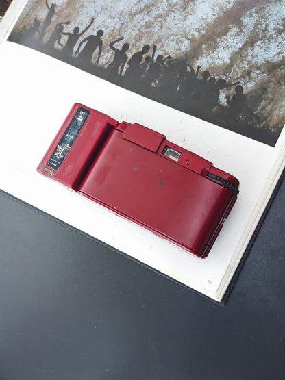*READ* Olympus XA2 with A11 flash red