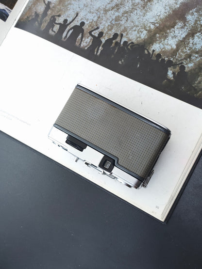 Olympus PEN EE-2