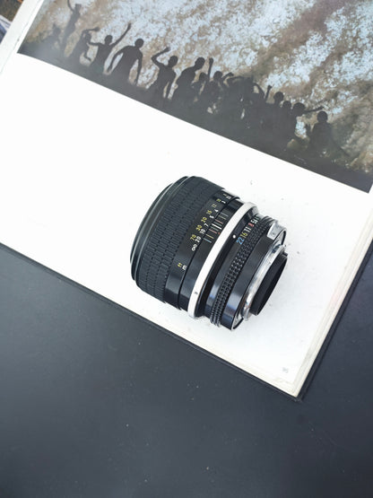 Nikon Nikkor 85mm F1.8 Non-Ai