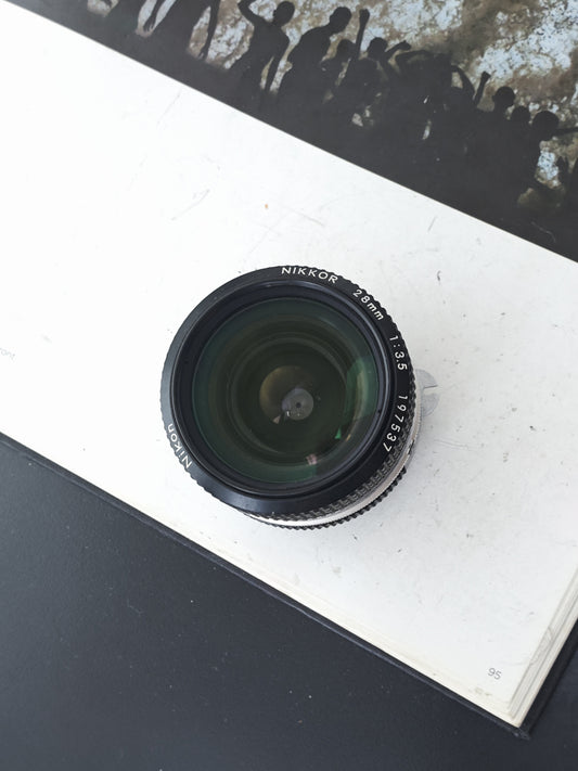 Nikon Nikkor 28mm F3.5 Non-Ai