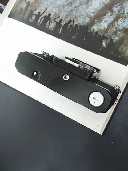 Canon F-1 body