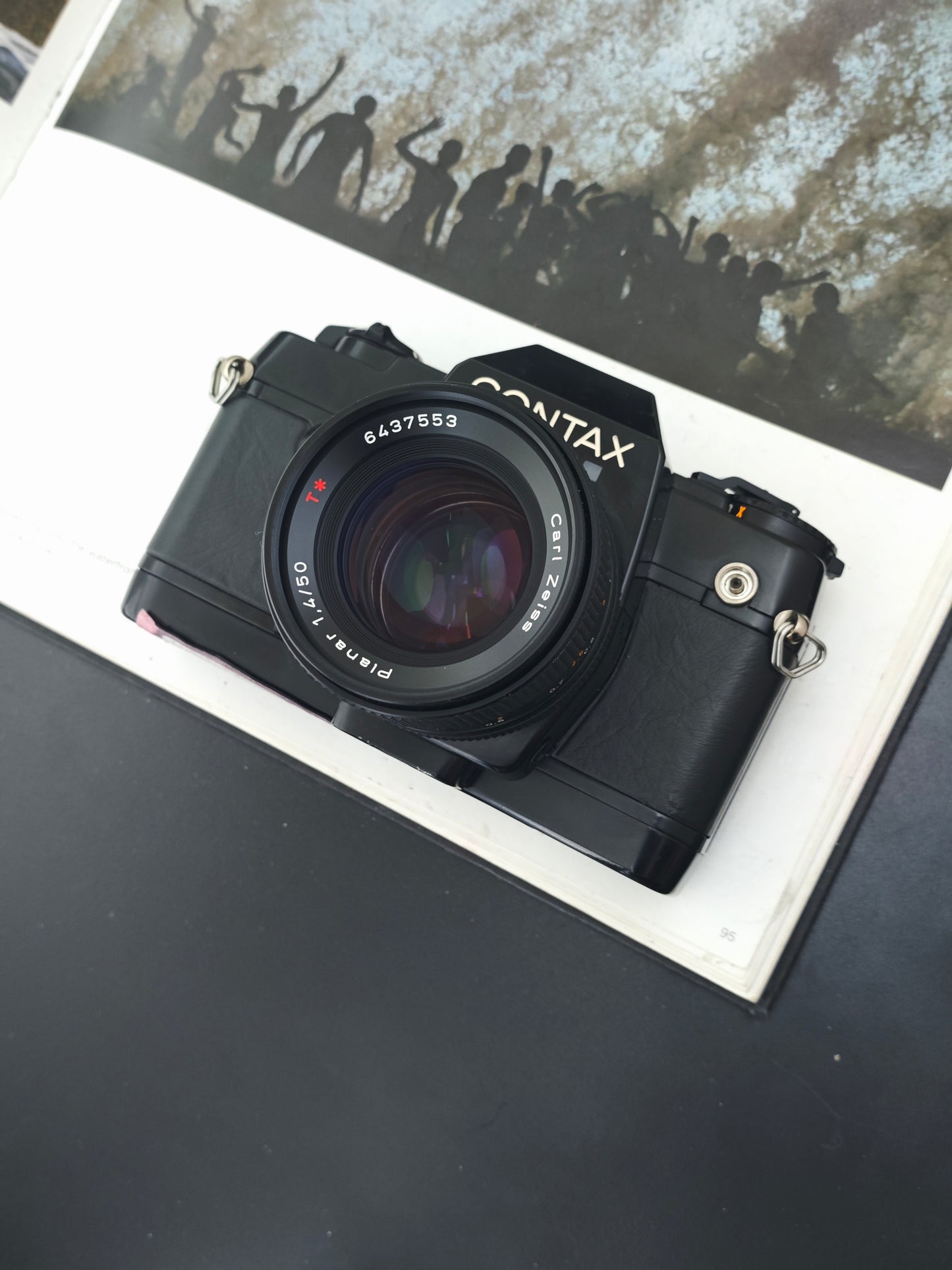 Contax 137 MA Quartz with Carl Zeiss Planar 50mm F1.4 T* AEJ