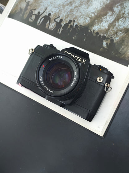 Contax 137 MA Quartz with Carl Zeiss Planar 50mm F1.4 T* AEJ