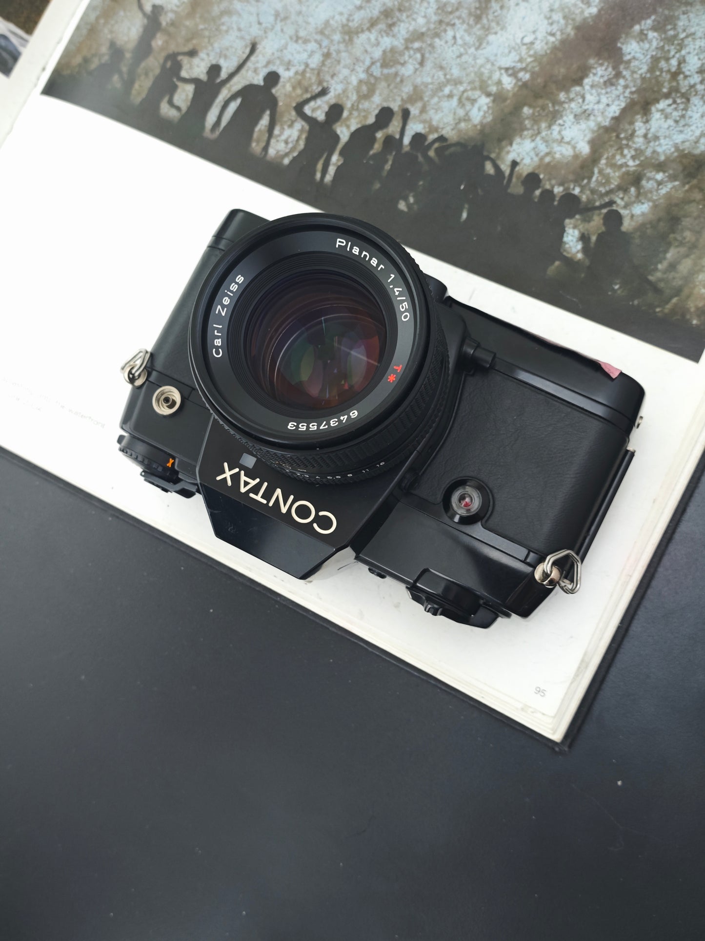 Contax 137 MA Quartz with Carl Zeiss Planar 50mm F1.4 T* AEJ