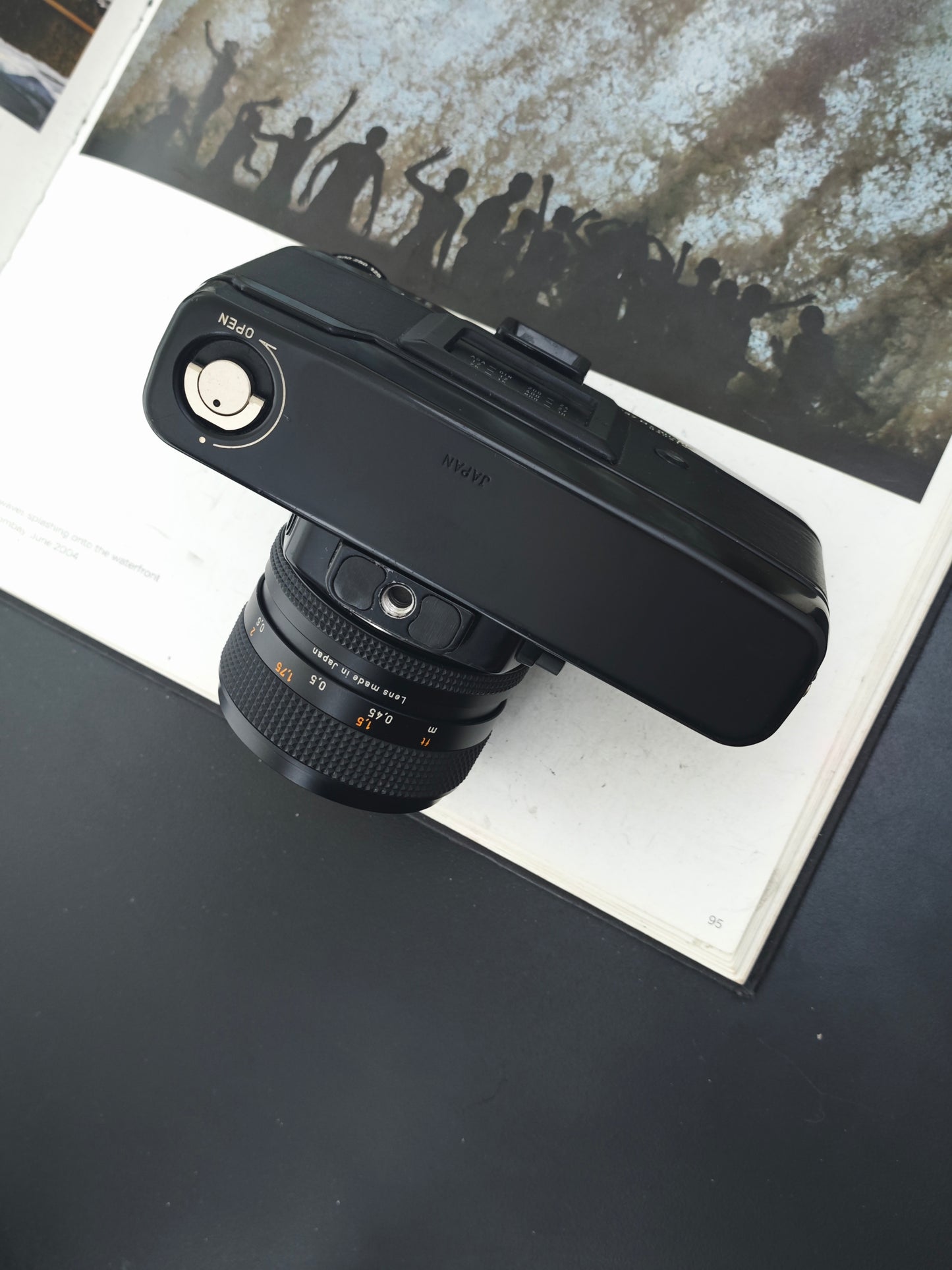 Contax 137 MA Quartz with Carl Zeiss Planar 50mm F1.4 T* AEJ