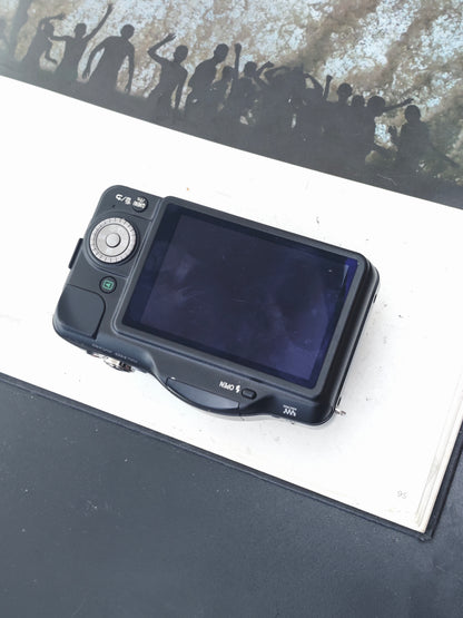 Used Panasonic Lumix GF3 with Lumix G 14mm F2.5 [JPY only]