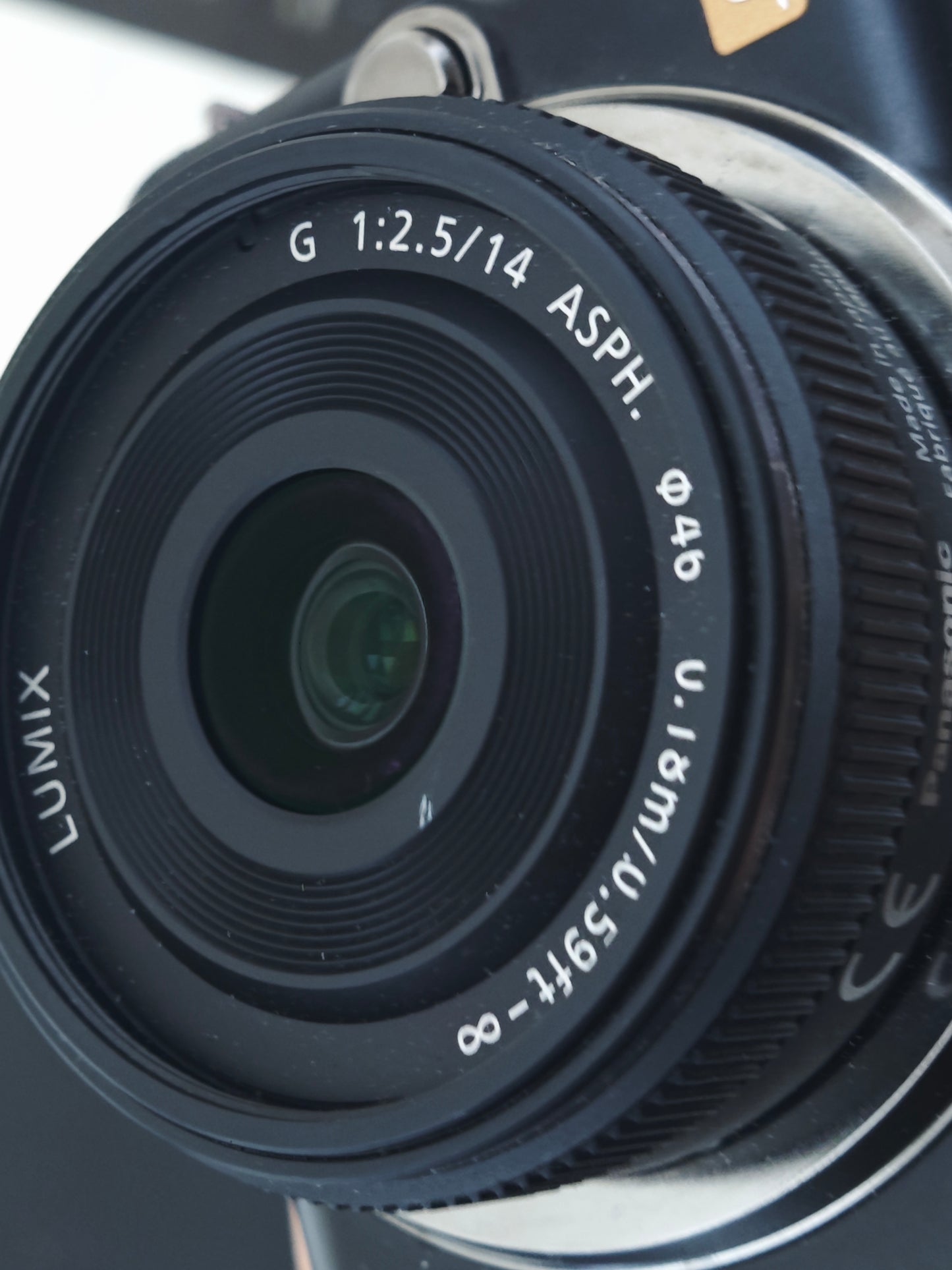 Used Panasonic Lumix GF3 with Lumix G 14mm F2.5 [JPY only]