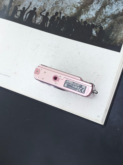 Used Casio EXILIM EX-Z1050 pink Digital Camera [No charger]