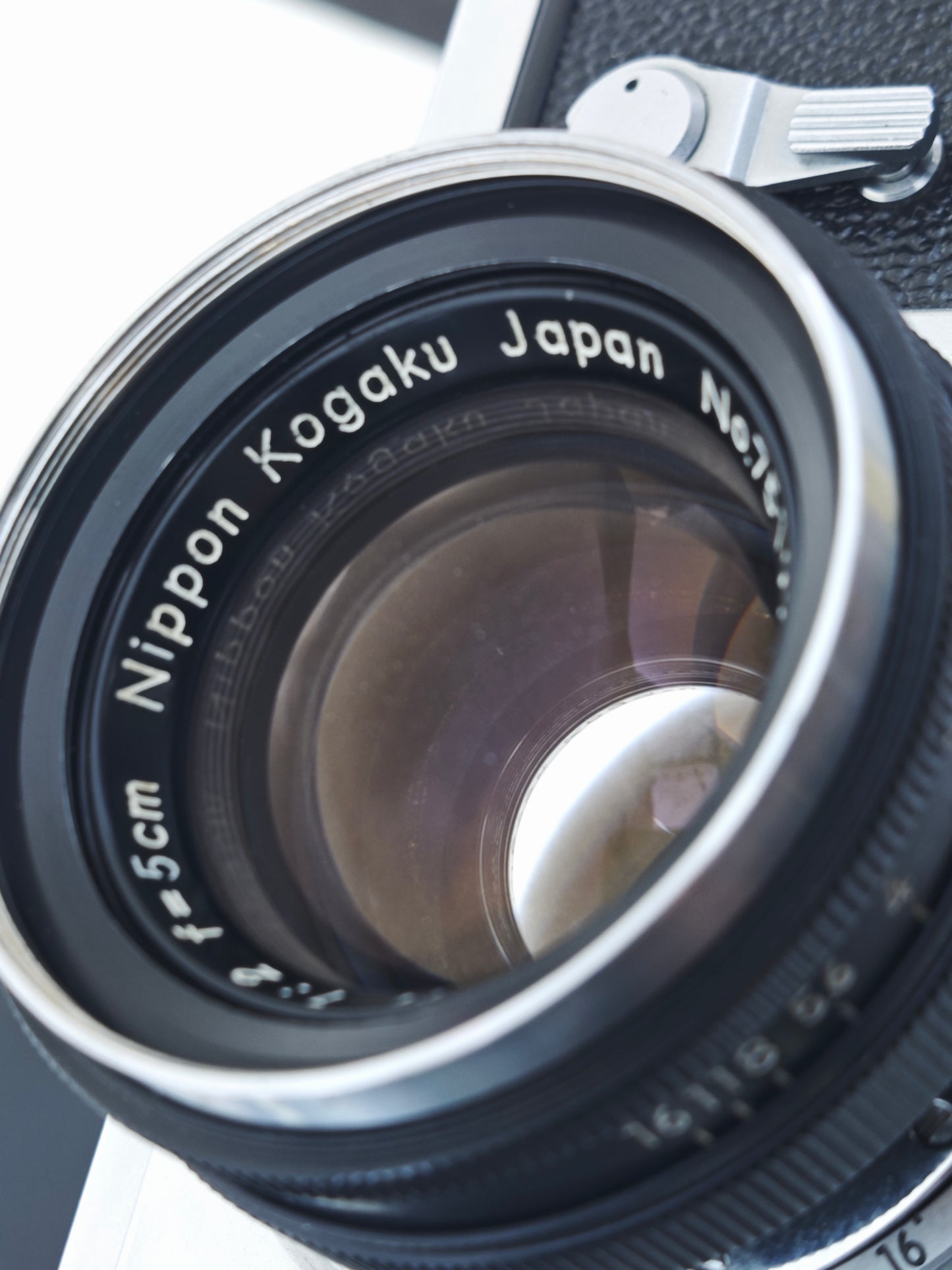Nikon S3 with Nippon Kogaku Nikkor-H 5cm F2